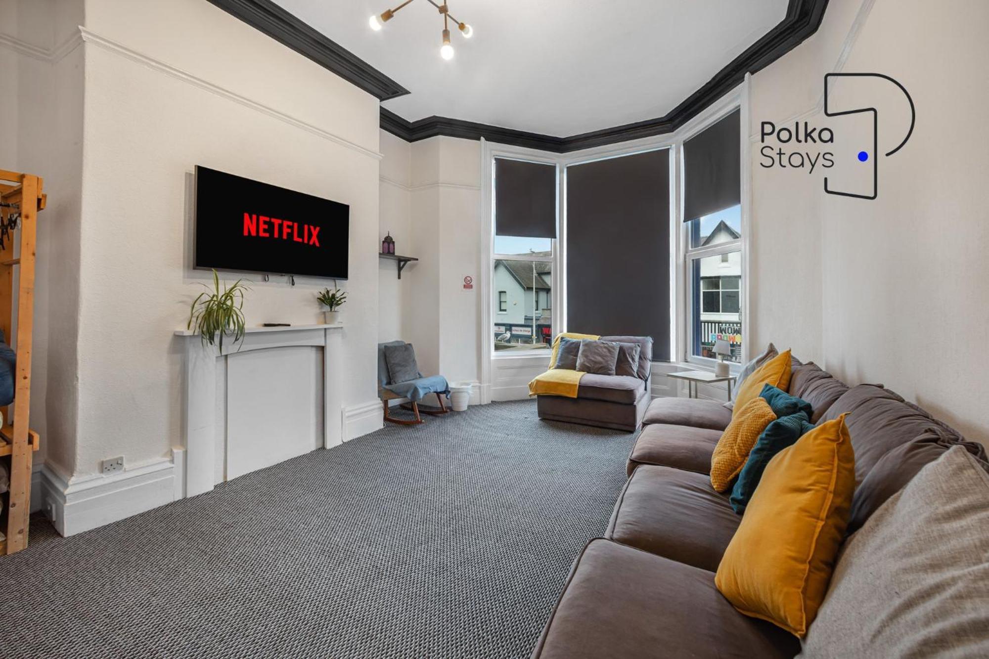 Polkadot Winter Gardens - Large Modern Apartments In Blackpool By Polkastays Екстериор снимка