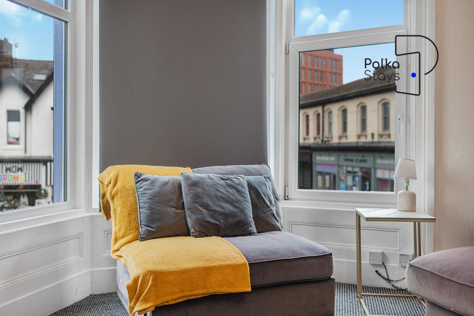 Polkadot Winter Gardens - Large Modern Apartments In Blackpool By Polkastays Екстериор снимка